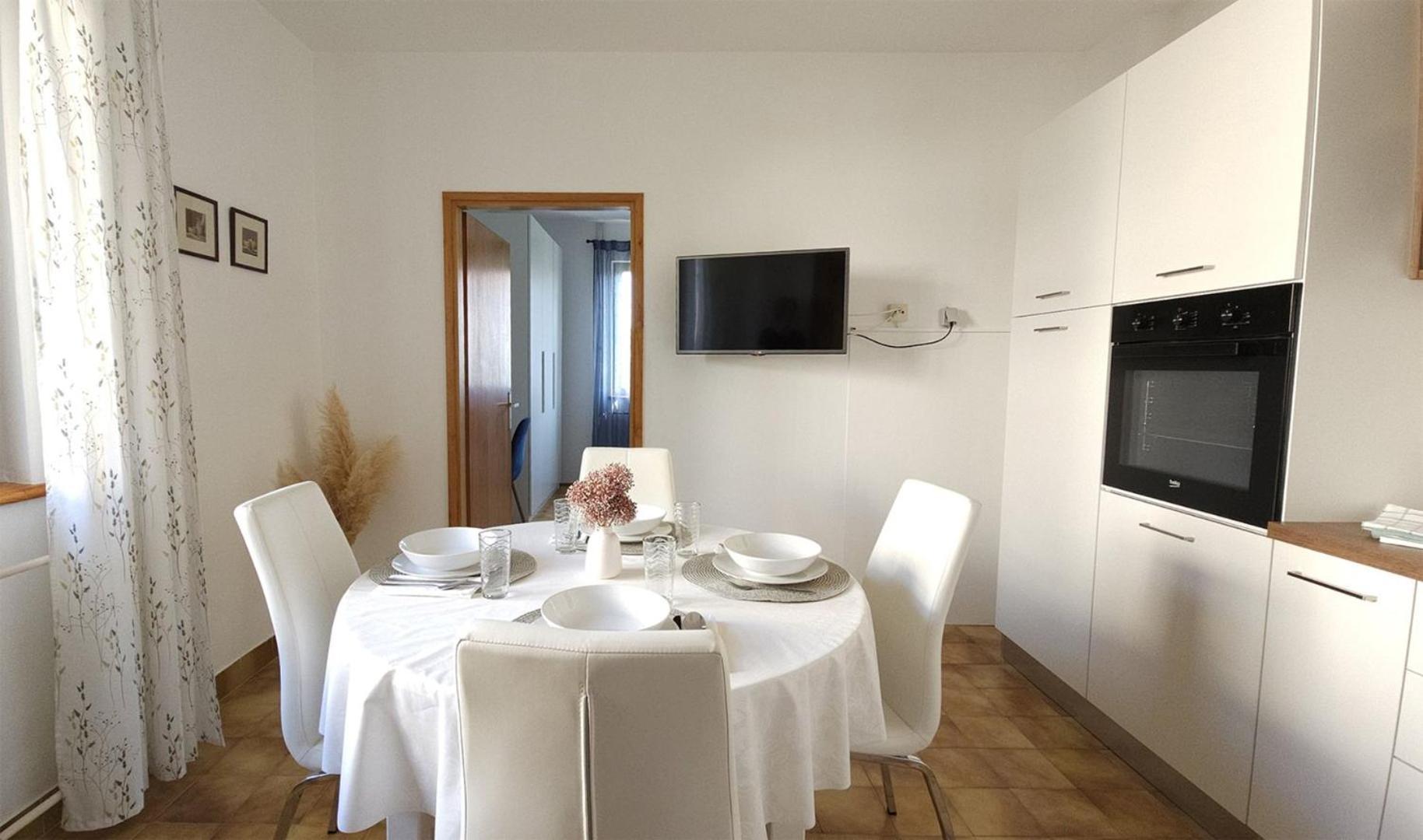 Apartment Jole - A4 -Two Bedrooms - Close To The City Center Poreč Zewnętrze zdjęcie